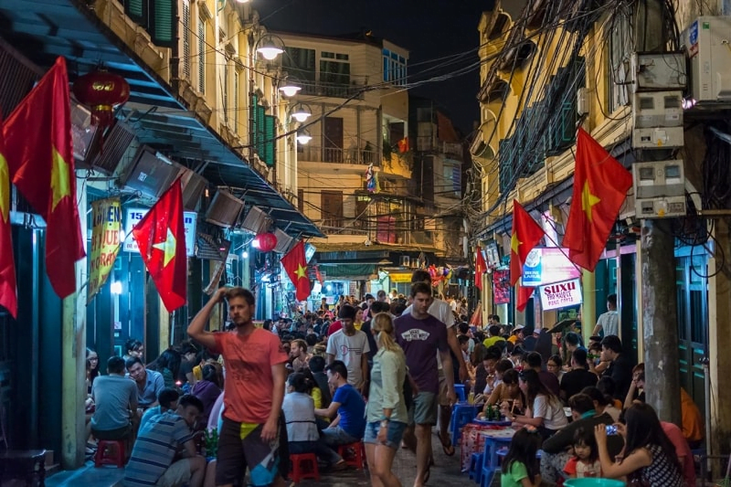 Visit Hanoi in 2024 – Top Things to Do, Eat & See